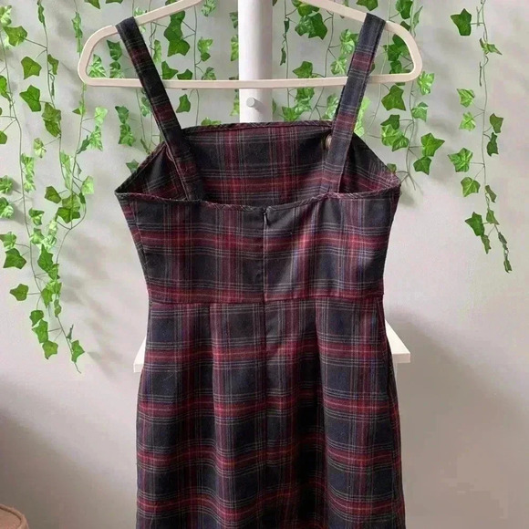 Forever 21 overall style plaid mini dress, size small, pockets - Picture 3 of 11